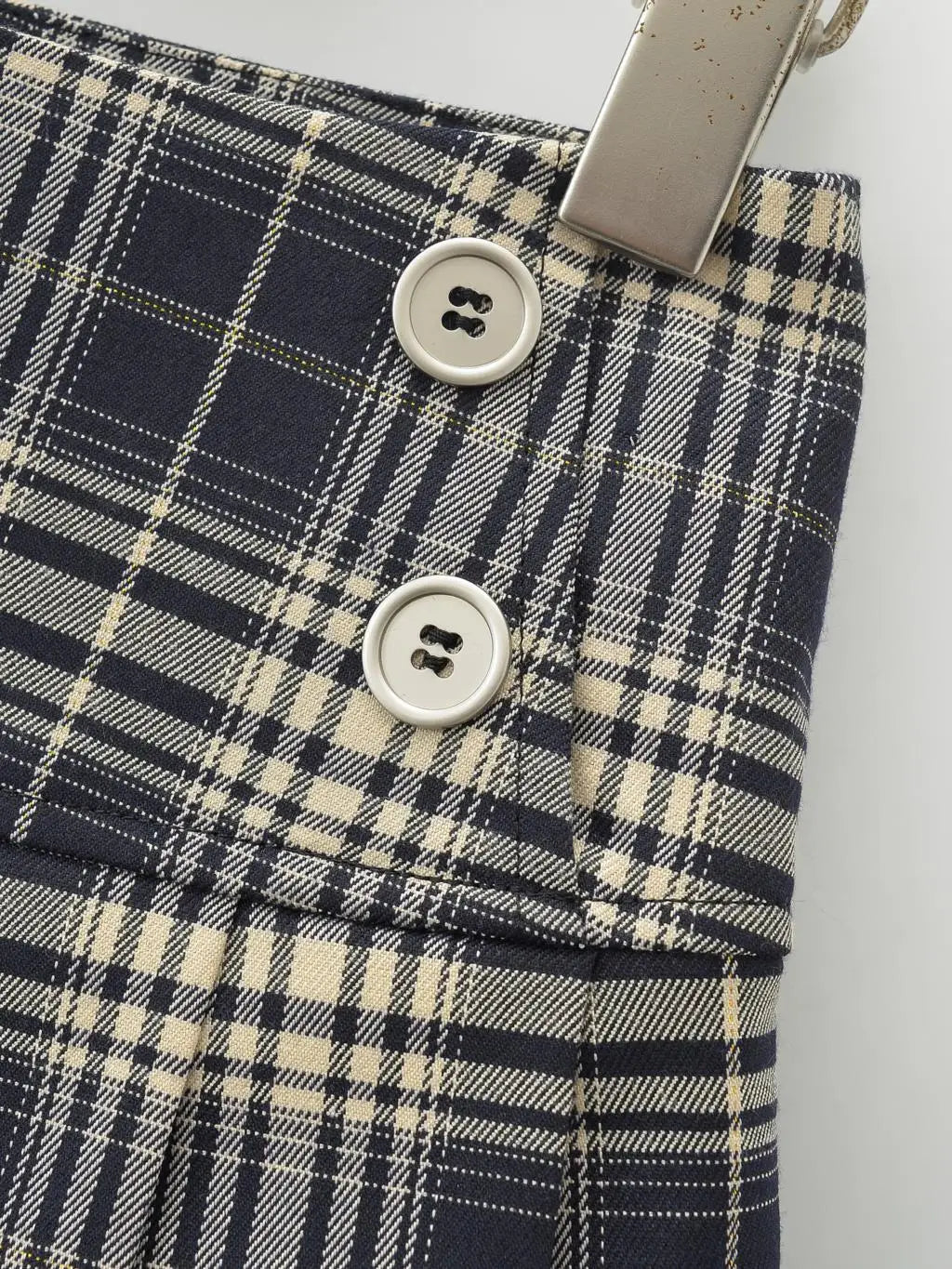 Vintage Plaid Mini Skirt – Preppy Y2K Style, Pleated & Flirty